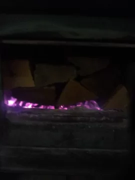 [Hearth.com] What Is In Your Stove Right Now?