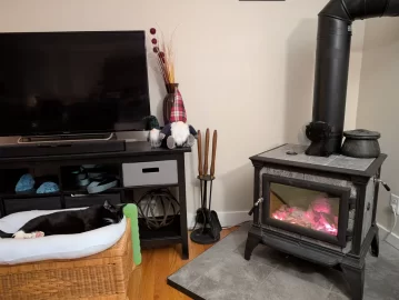 [Hearth.com] Hearthstone Manchester Stove Proximity to Television