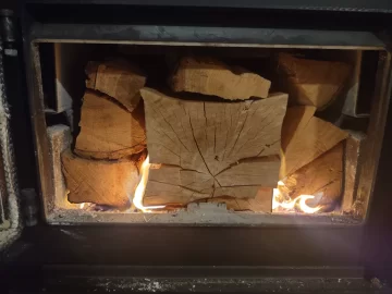 [Hearth.com] What Is In Your Stove Right Now?