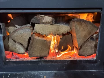 [Hearth.com] What Is In Your Stove Right Now?