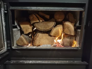 [Hearth.com] What Is In Your Stove Right Now?