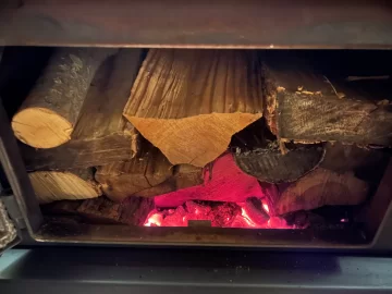 [Hearth.com] What Is In Your Stove Right Now?