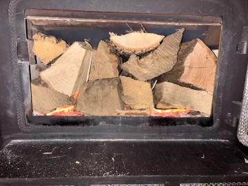 [Hearth.com] What Is In Your Stove Right Now?