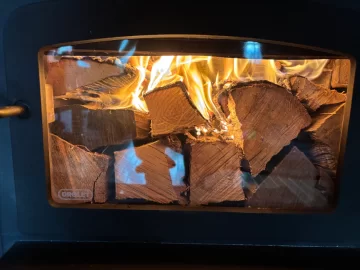 [Hearth.com] What Is In Your Stove Right Now?