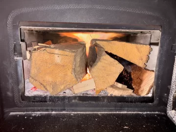 [Hearth.com] What Is In Your Stove Right Now?