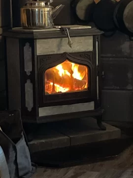 [Hearth.com] What Is In Your Stove Right Now?