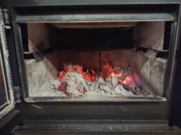 [Hearth.com] What Is In Your Stove Right Now?