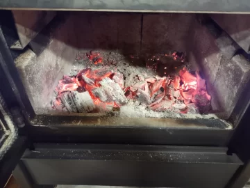 [Hearth.com] What Is In Your Stove Right Now?