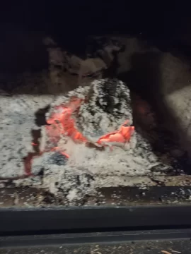 [Hearth.com] What Is In Your Stove Right Now?