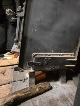 [Hearth.com] Help identifying my wood stove