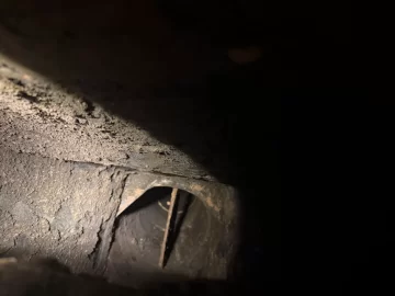 [Hearth.com] Still trying to figure out how to get this thing open so I can burn wood.