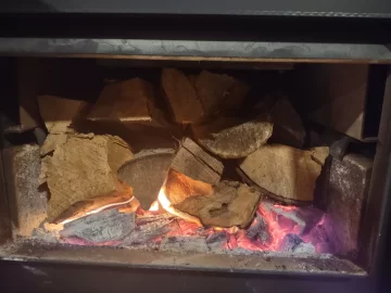 [Hearth.com] What Is In Your Stove Right Now?