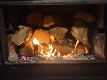 [Hearth.com] What Is In Your Stove Right Now?