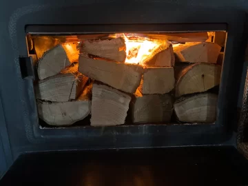 [Hearth.com] What Is In Your Stove Right Now?