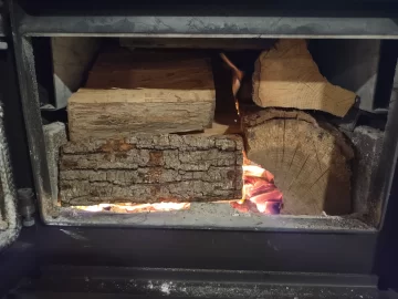 [Hearth.com] What Is In Your Stove Right Now?