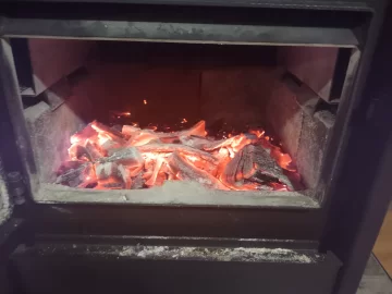 [Hearth.com] What Is In Your Stove Right Now?