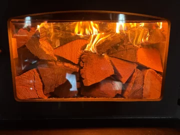 [Hearth.com] What Is In Your Stove Right Now?