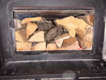 [Hearth.com] What Is In Your Stove Right Now?