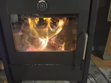 [Hearth.com] What Is In Your Stove Right Now?