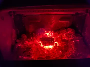 [Hearth.com] What Is In Your Stove Right Now?