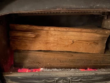 [Hearth.com] What Is In Your Stove Right Now?