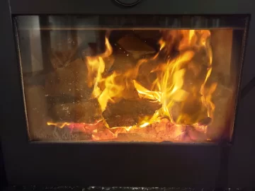 [Hearth.com] What Is In Your Stove Right Now?