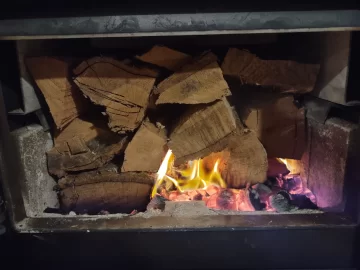 [Hearth.com] What Is In Your Stove Right Now?