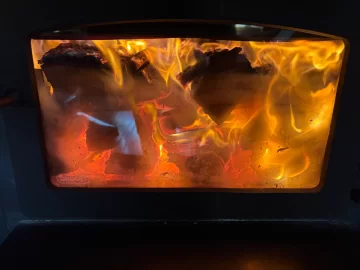 [Hearth.com] What Is In Your Stove Right Now?