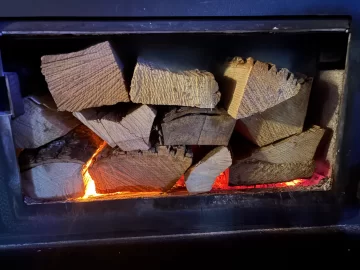 [Hearth.com] What Is In Your Stove Right Now?