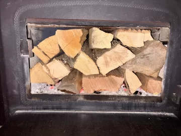 [Hearth.com] What Is In Your Stove Right Now?