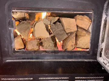 [Hearth.com] What Is In Your Stove Right Now?