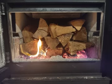 [Hearth.com] What Is In Your Stove Right Now?