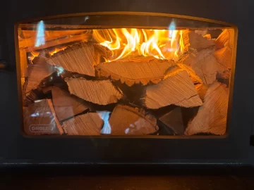 [Hearth.com] What Is In Your Stove Right Now?