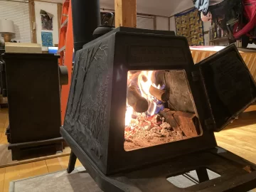 [Hearth.com] Energy Harvesters Vintage Woodstove, Does it need firebricks?