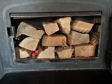 [Hearth.com] What Is In Your Stove Right Now?