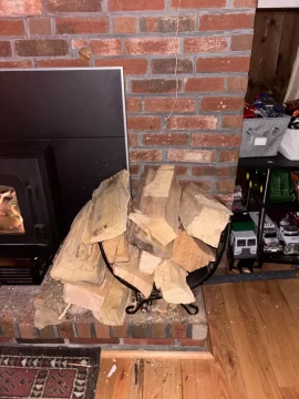 [Hearth.com] What Is In Your Stove Right Now?