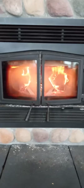 [Hearth.com] What Is In Your Stove Right Now?