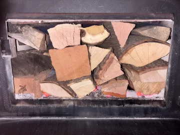 [Hearth.com] What Is In Your Stove Right Now?