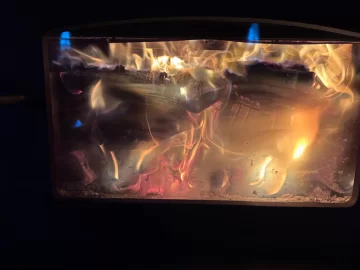 [Hearth.com] What Is In Your Stove Right Now?