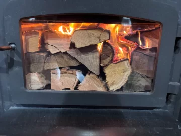[Hearth.com] What Is In Your Stove Right Now?