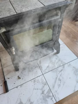 [Hearth.com] Smoke fills house