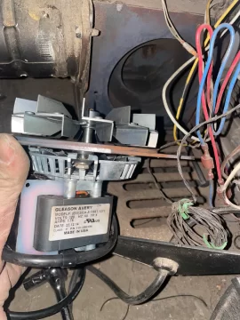 [Hearth.com] Replacing an XXV screaming old Jakel with a brand new GA combustion blower