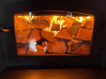 [Hearth.com] What Is In Your Stove Right Now?