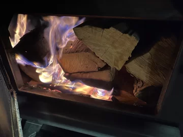 [Hearth.com] What Is In Your Stove Right Now?