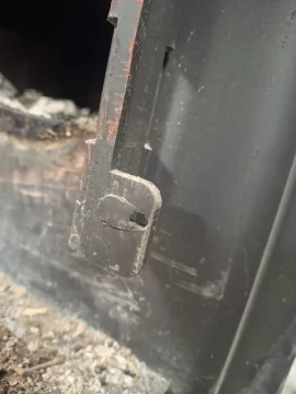 [Hearth.com] F5200 broken door hinge/bad welds