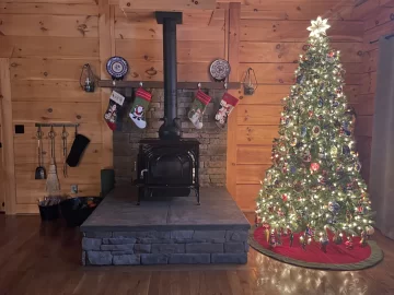 [Hearth.com] Jotul F500 v3 sits too low - what's the best way to raise?