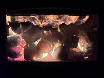 [Hearth.com] What Is In Your Stove Right Now?