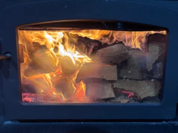 [Hearth.com] What Is In Your Stove Right Now?