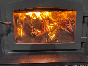 [Hearth.com] What Is In Your Stove Right Now?
