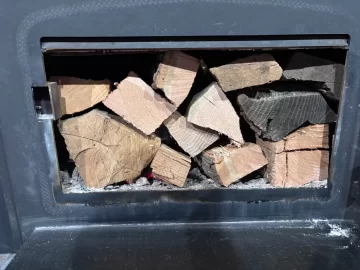 [Hearth.com] What Is In Your Stove Right Now?